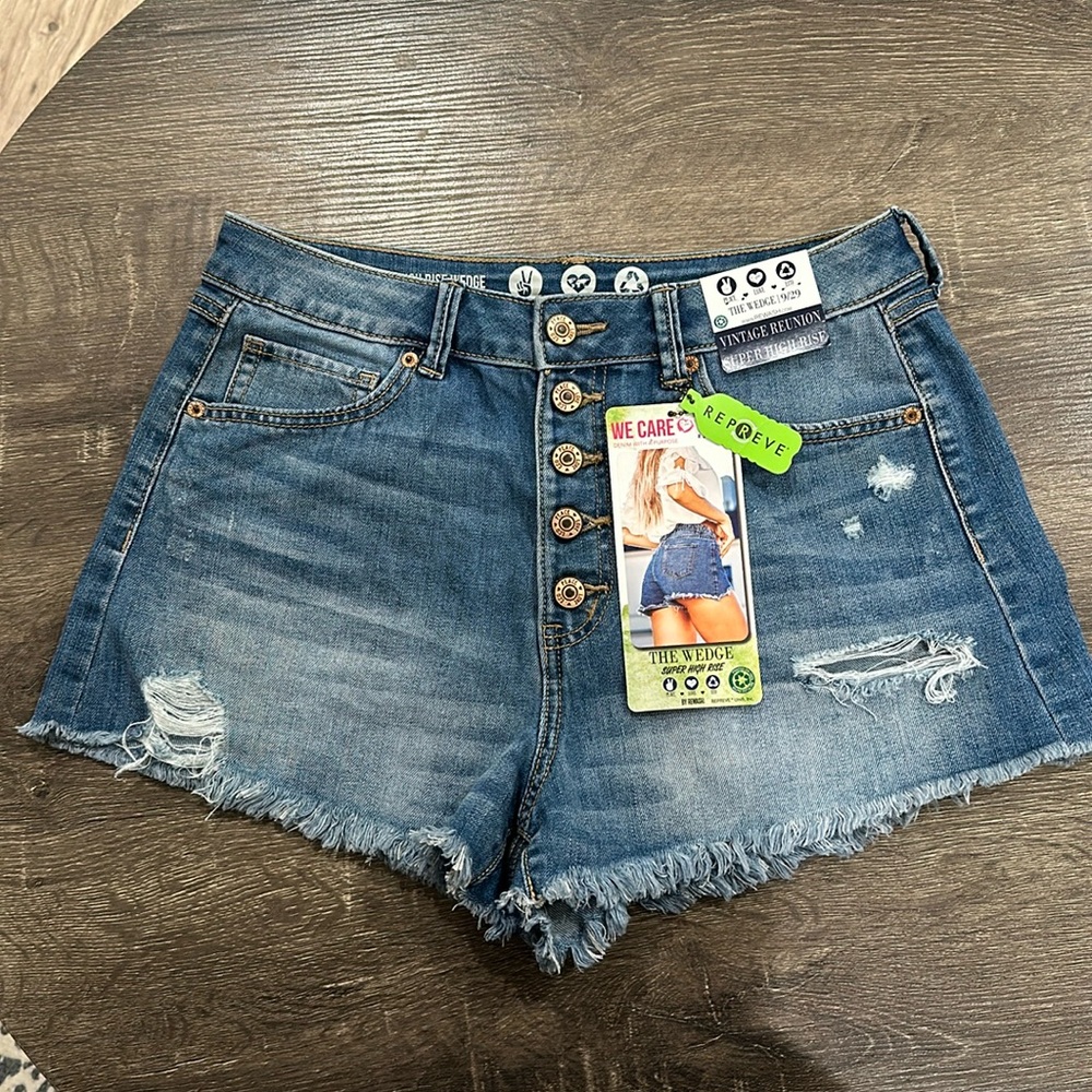 NWT distressed shortie shorts with button fly